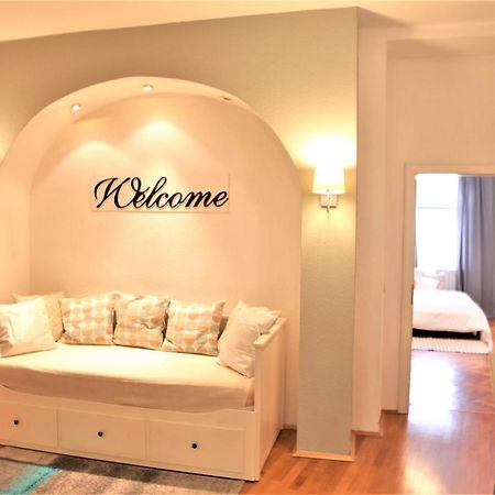 Spacious Apartment In The Heart Of Инсбрук Екстериор снимка